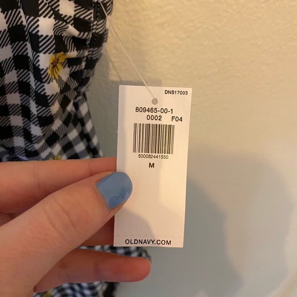 NWT Old Navy Tie-Front Keyhole Bandeau-Style One-Piece Swimsuit for Women - Picture 6 of 11